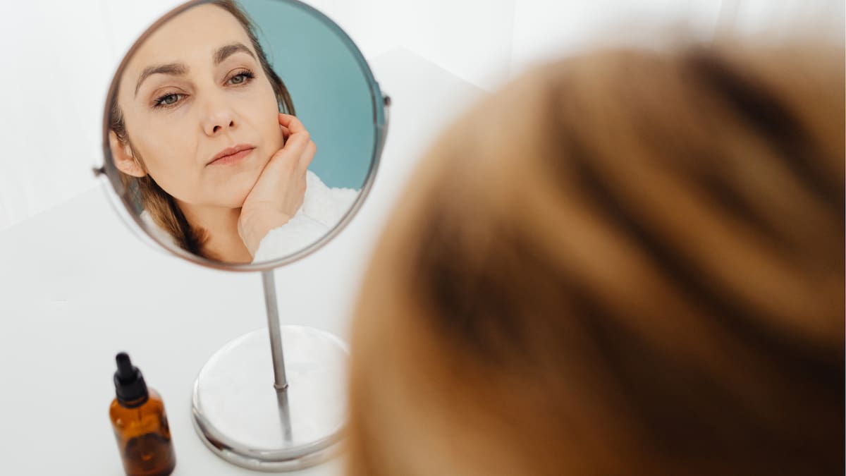 Dermaplaning: qué es, por qué se volvió viral y cuáles son los riesgos para la piel, según dermatólogos