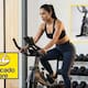 La bicicleta de spinning Pro NEON cae a un precio histórico de dos mil seiscientos diecinueve pesos con un descuento del cincuenta y nueve por ciento ofreciendo una rueda de inercia profesional de dieciocho kilos y envío gratuito