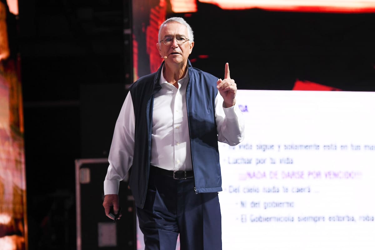 Tensión empresarial: Ricardo Salinas Pliego responde a críticas del Gobierno