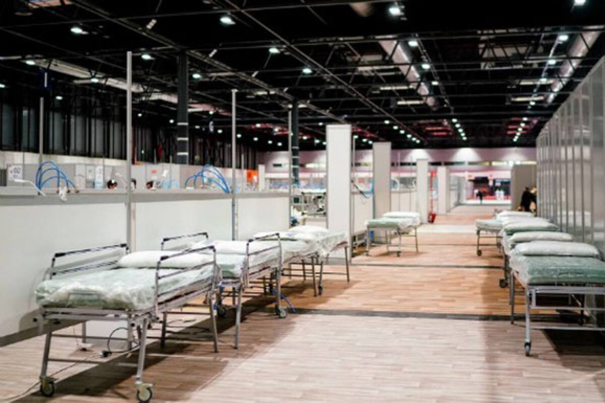 Donan Valentino y Balmain 1 mde a hospital de Ifema en Madrid