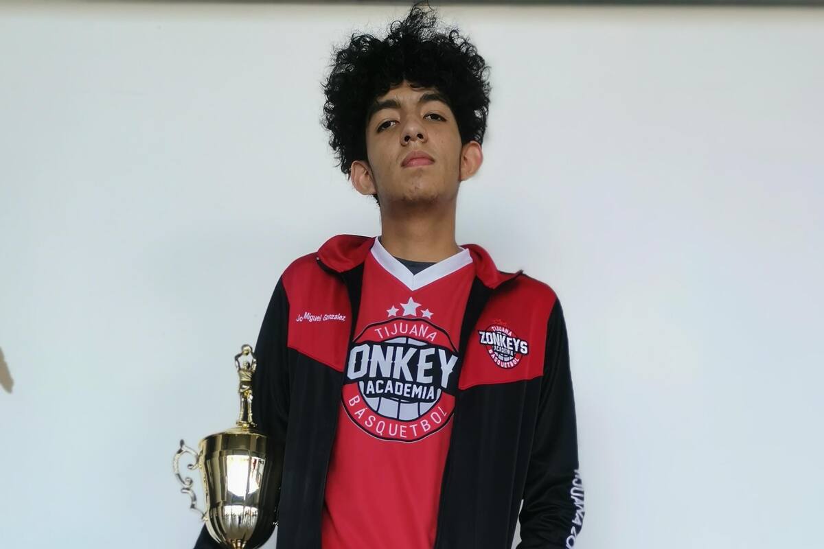 Alumnos mejoran su técnica a través de Academia Zonkeys