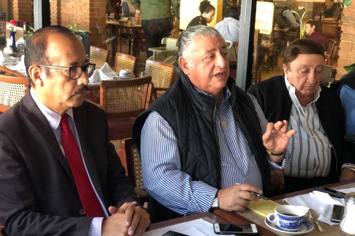 Auditaran a Issstecali por corrupción