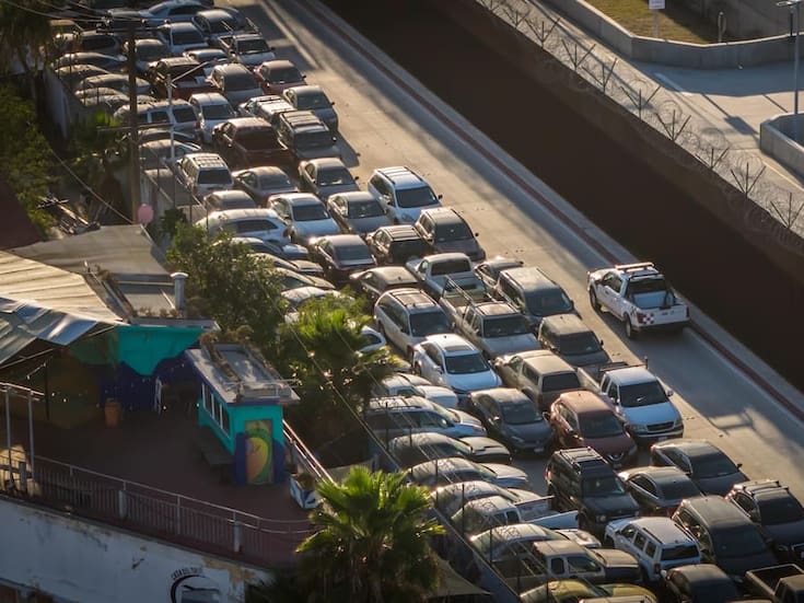 Exigen a Semarnat poner al medio ambiente primero y eliminar vacíos legales que permiten a autos contaminar más
