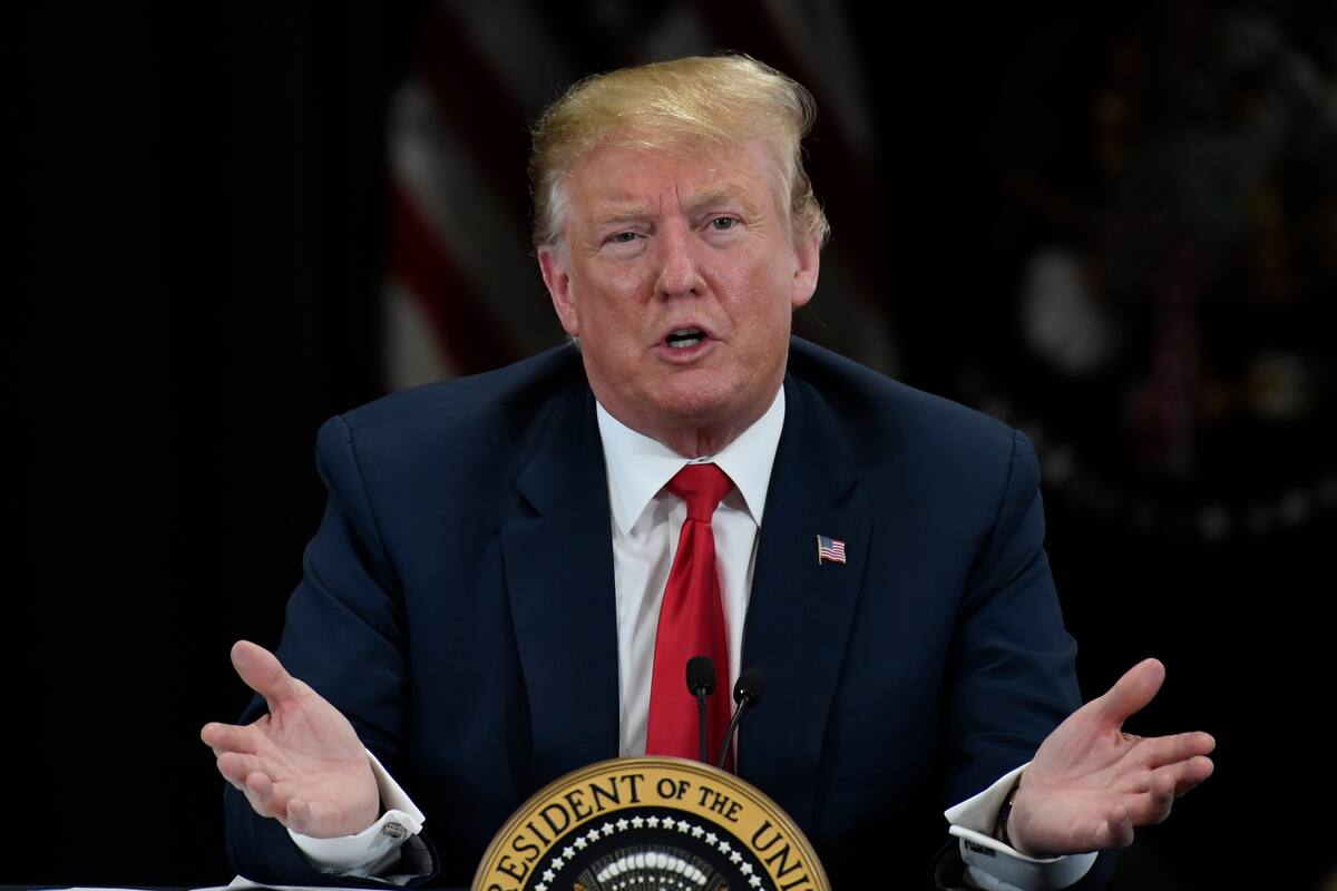 Donald Trump anuncia sanciones contra el líder supremo de Irán