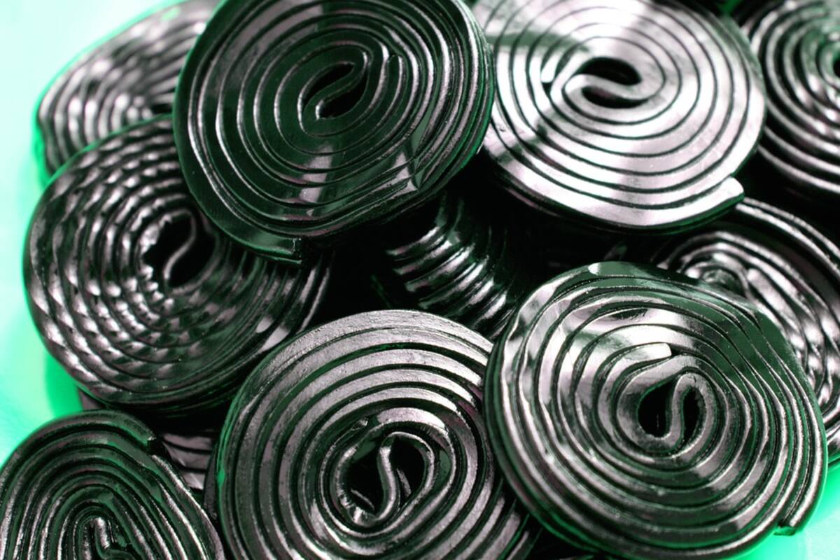 Descubre porqué comer dulces de regaliz negro podrían matarte