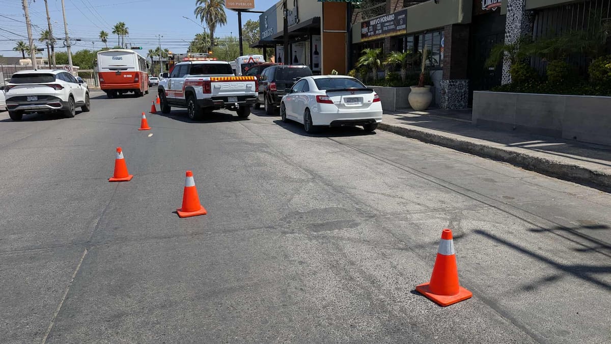 Rescatan con vida a joven de 24 años tras sufrir crisis epiléptica en tienda del Centro
foto: Julian Ortega