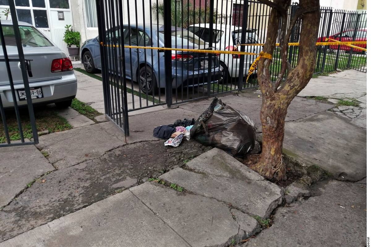 Indigente encuentra a bebé muerto en una bolsa de basura en Guadalajara