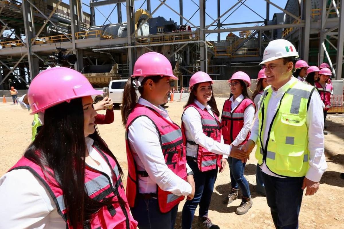 Alfonso Durazo destacó la participación de Sonora en la producción nacional de cobre, oro, barita, zinc y plata. FOTO: ESPECIAL