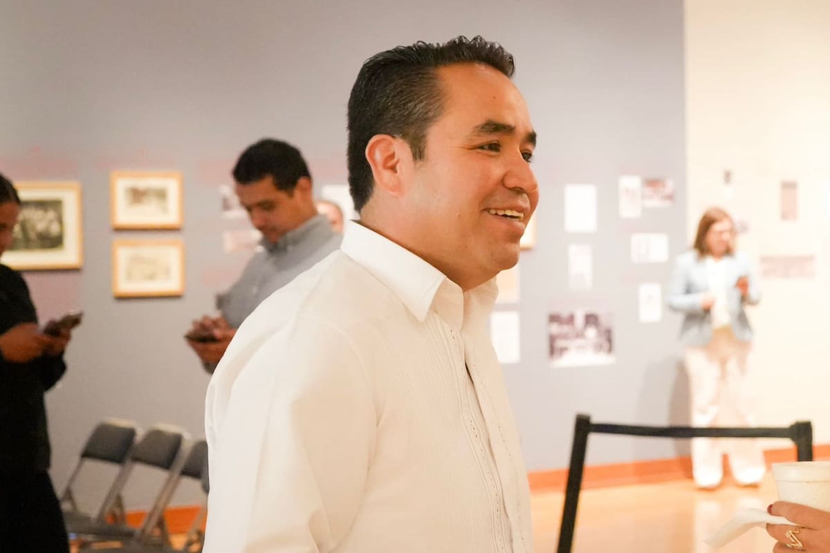 Heriberto Aguilar llama a jóvenes a defender las causas del pueblo