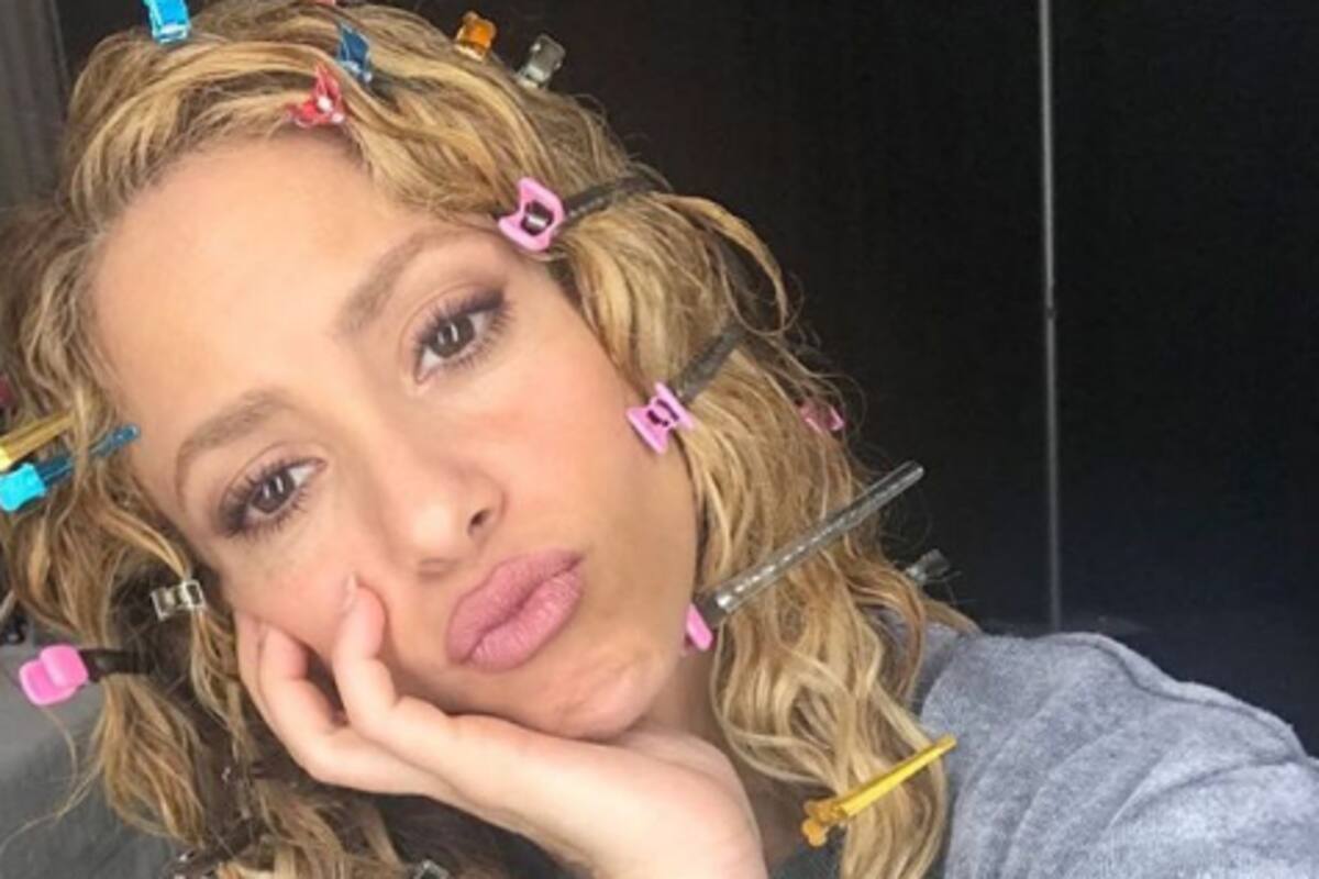 ¿Shakira oculta embarazo?