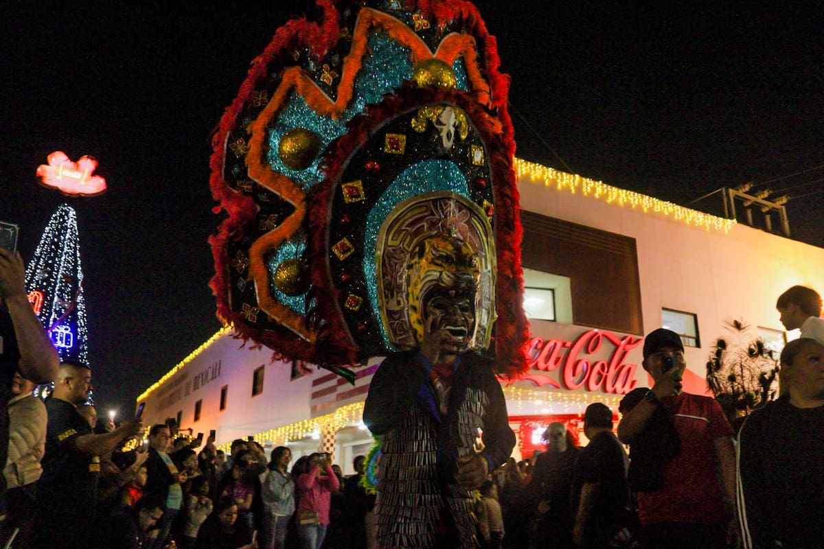 Matachines vuelven a abarrotar la Catedral de Mexicali