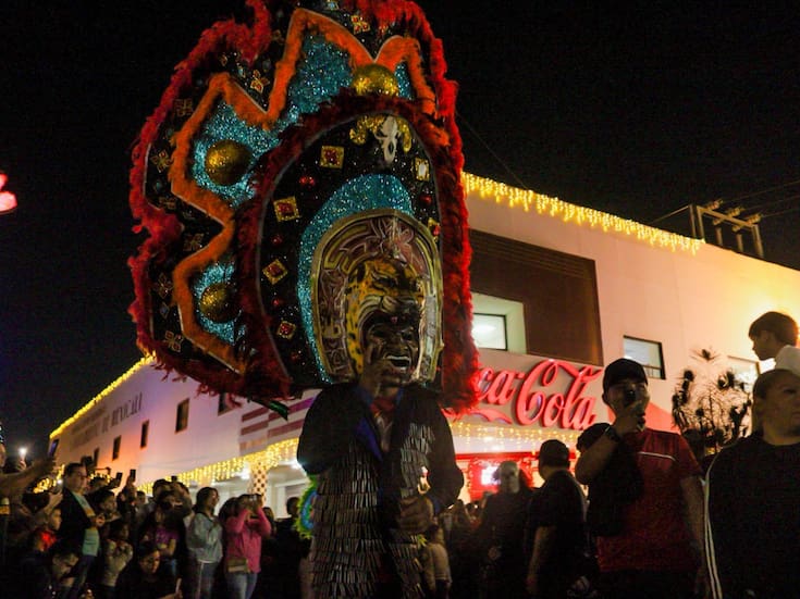 Matachines vuelven a abarrotar la Catedral de Mexicali