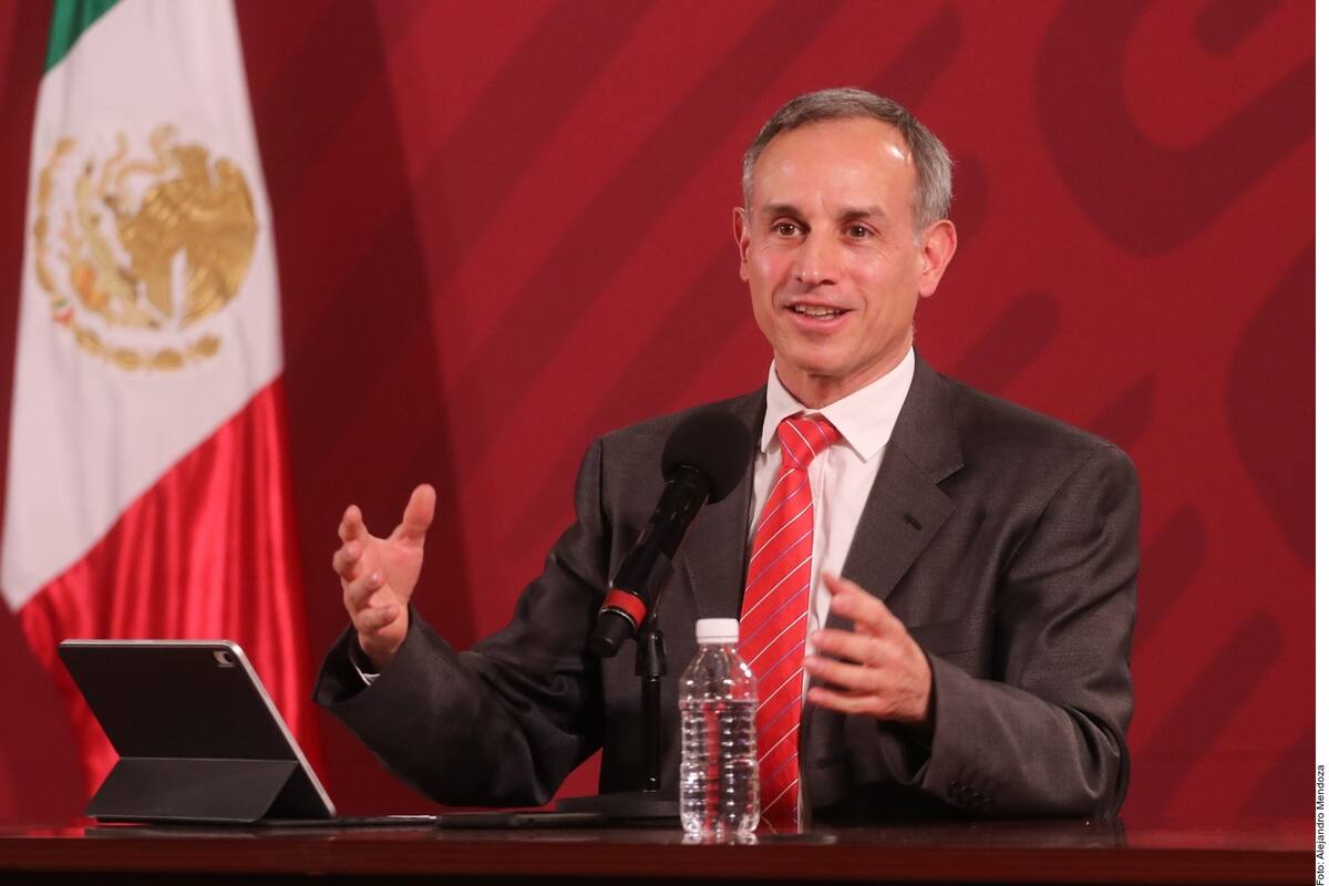 "Se va a recuperar": López-Gatell envía saludos a secretario de Salud Sonora, Enrique Clausen