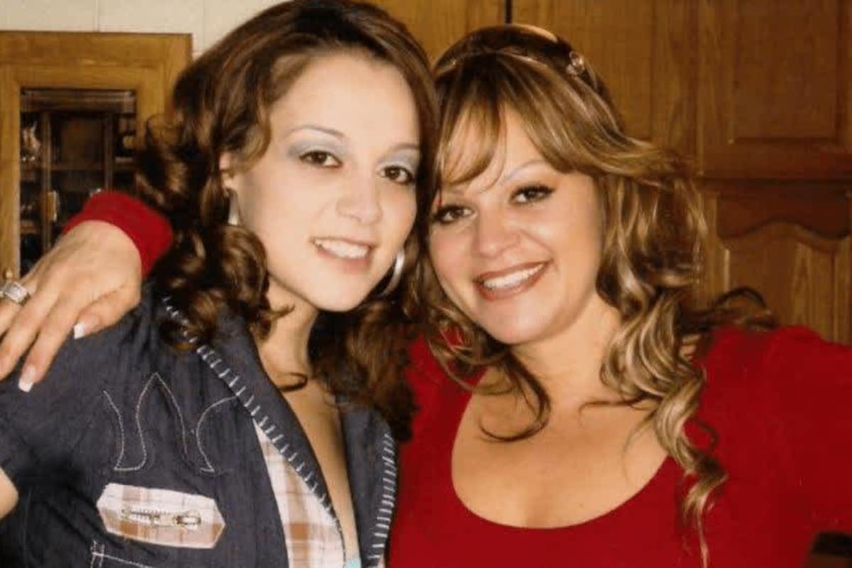 Rosie Rivera se lanza como cantante