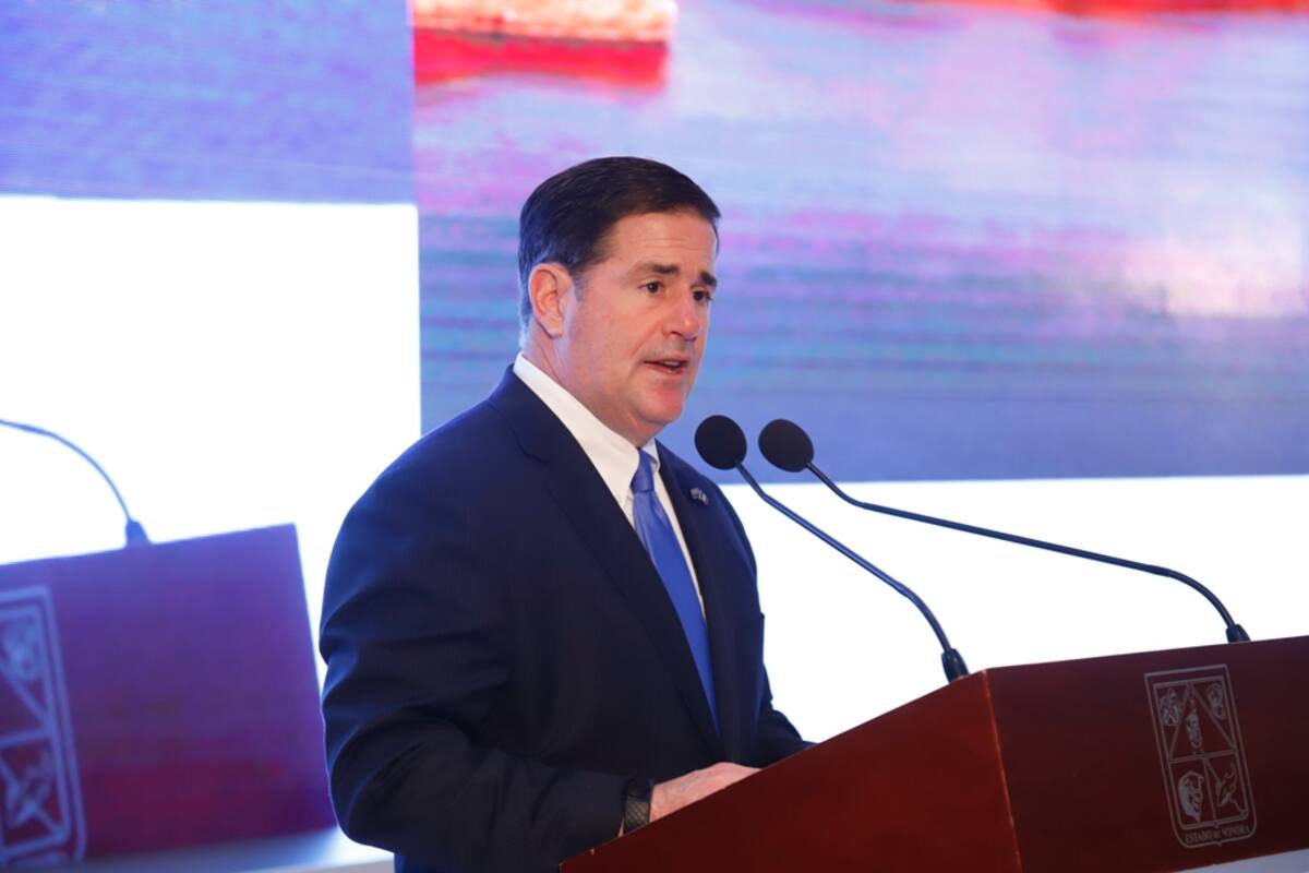 Ordena Arizona reabrir las escuelas el 15 de marzo