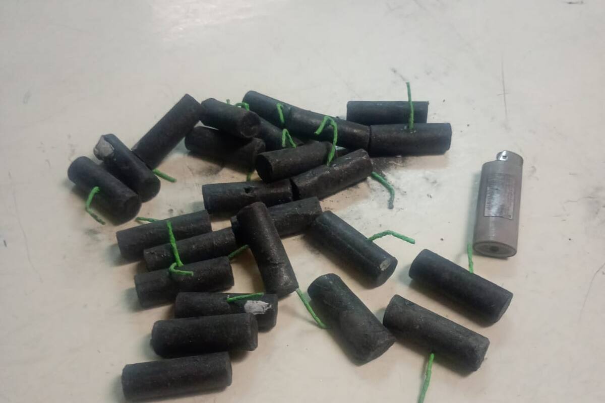 Arrestan a dos por detonar pirotecnia en la laguna México