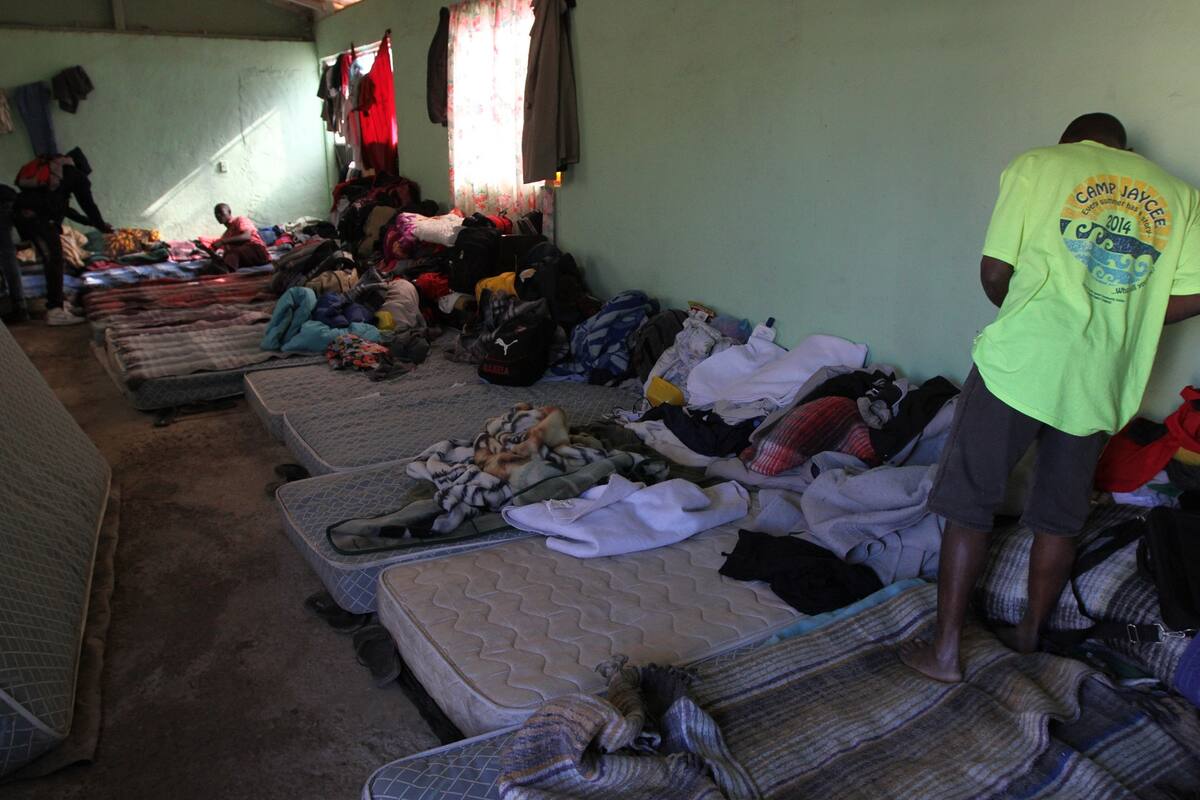 Investigan albergue migrante por vacuna