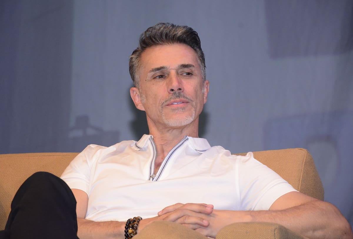 Sergio Mayer dice que él solo se preocupa como abuelo, no como padre.
