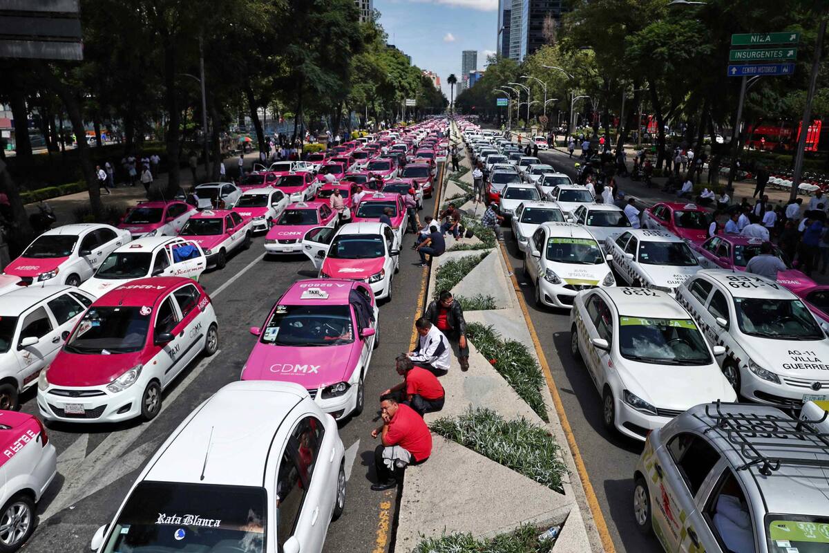 Segob llega a acuerdo con taxistas de la CDMX; levantan bloqueo