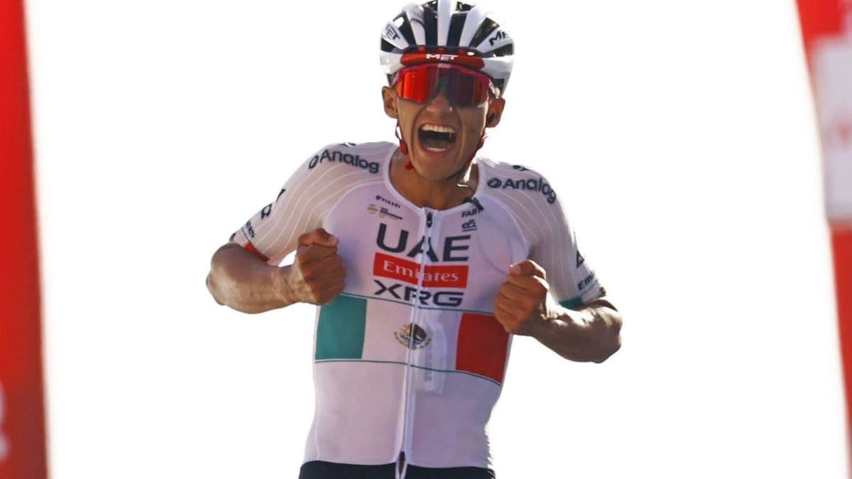 El bajacaliforniano Isaac del Toro ya es el número 2 del mundo; histórico lugar en el ranking UCI lo pone solo detrás del esloveno Tadej Pogačar