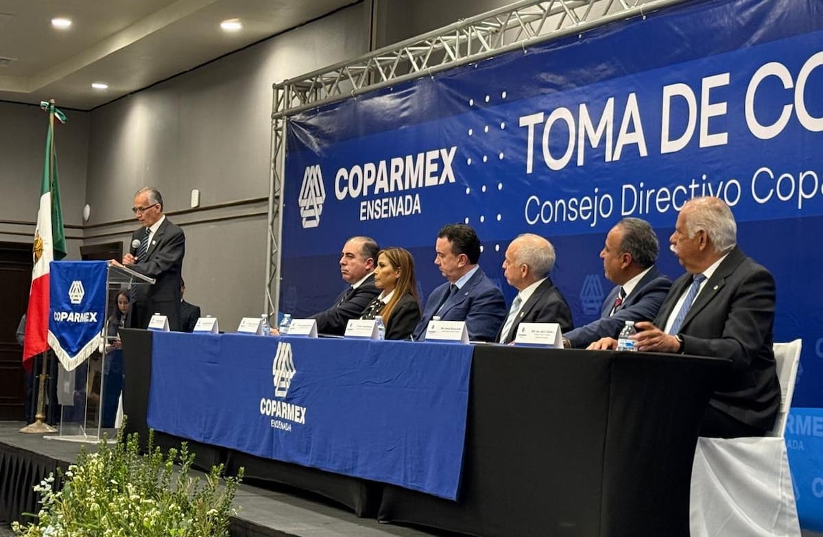 Tras asumir la presidencia de la COPARMEX en Ensenada, José Alfredo Salazar Juárez advirtió que la inseguridad e impunidad generan incertidumbre para la inversión y afectan la tranquilidad y confianza de empresas y trabajadores. Foto: Cortesía