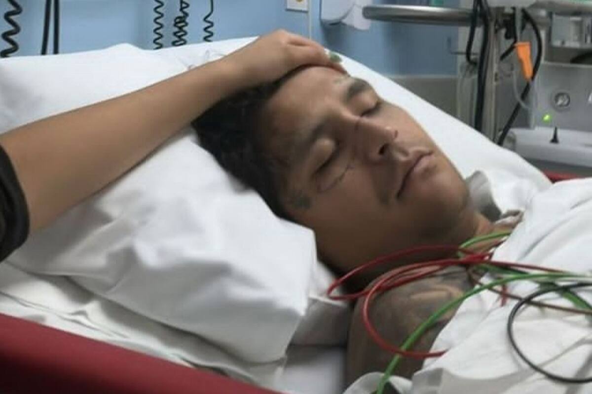 Revelan el motivo por el que Christian Nodal está hospitalizado