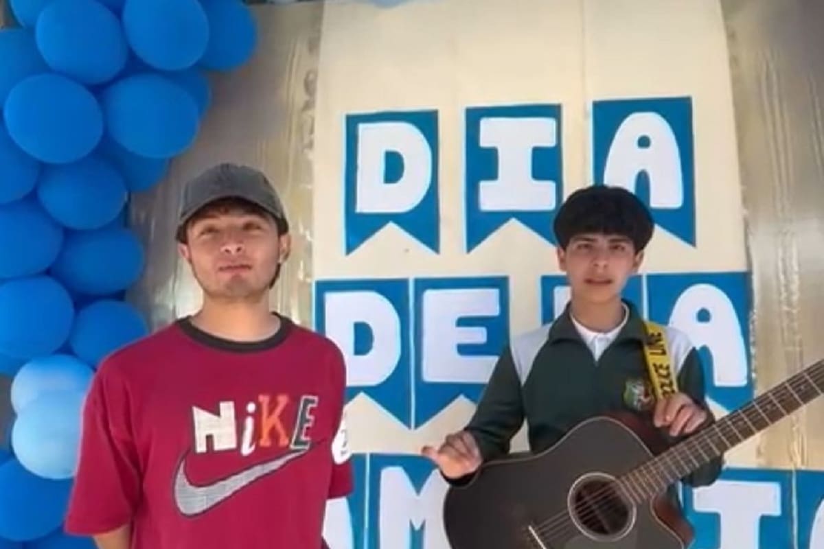 Dan sus primeros pasos en la música Nicolás y Alexis
