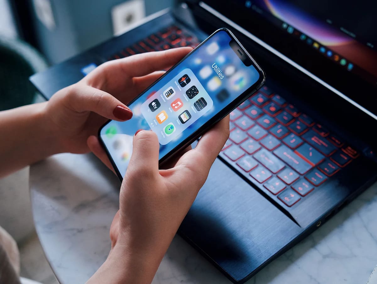 En la mayoría de los teléfonos, la herramienta de emergencia ya está activa de fábrica, pero en algunos casos puede ser necesaria su activación manual. | Foto: Pexels
