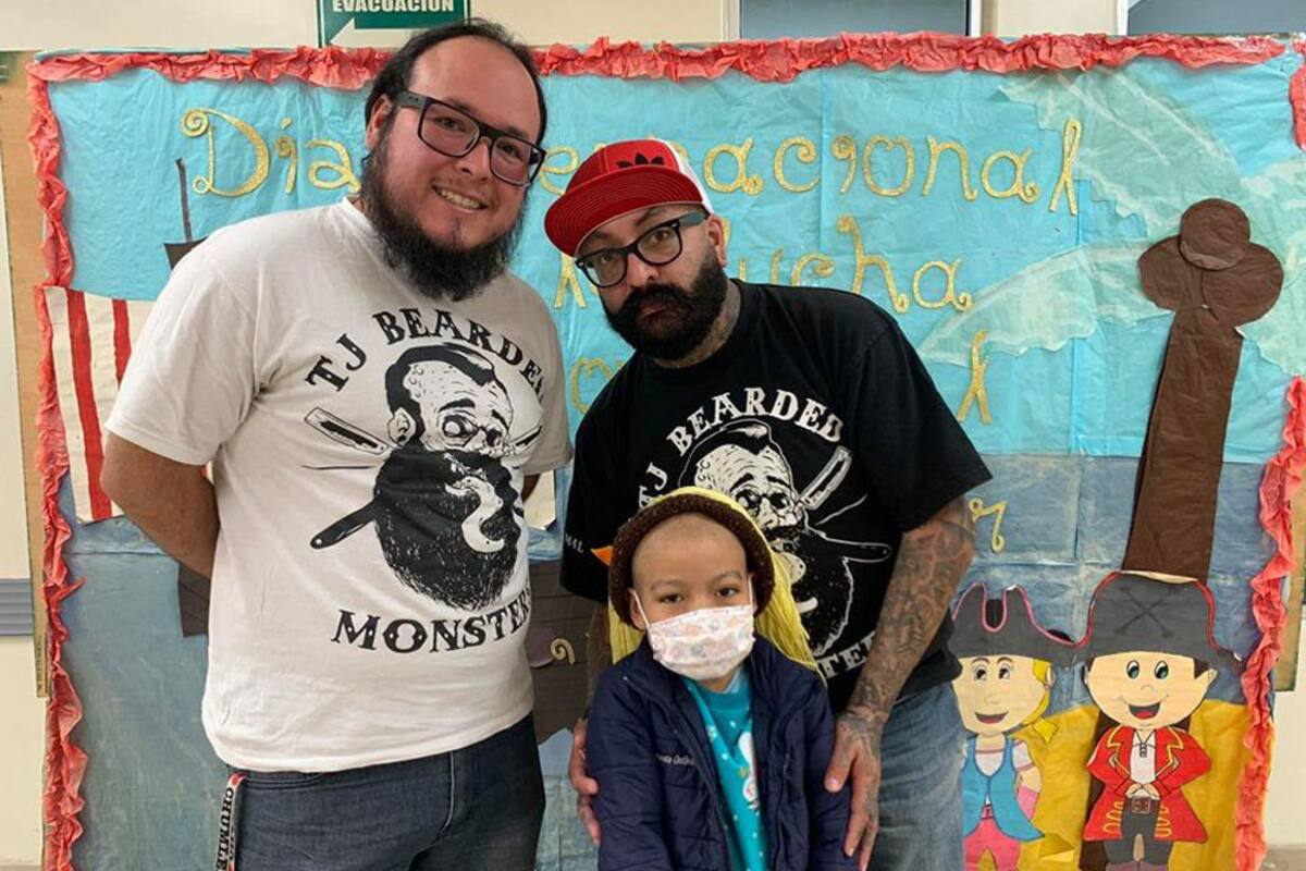 ‘Barbones’ organizan venta de hamburguesas en apoyo a niños con cáncer