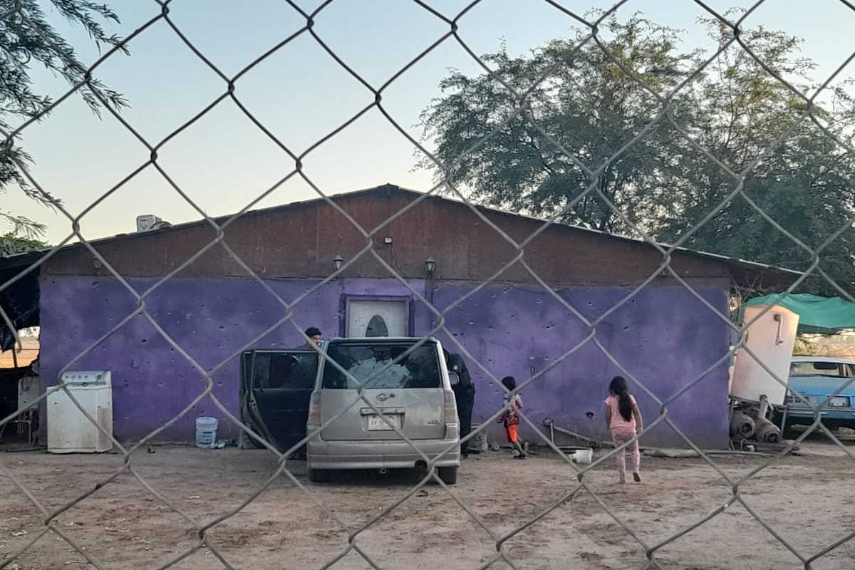 Atacan a balazos una casa de una familia en el valle de Mexicali