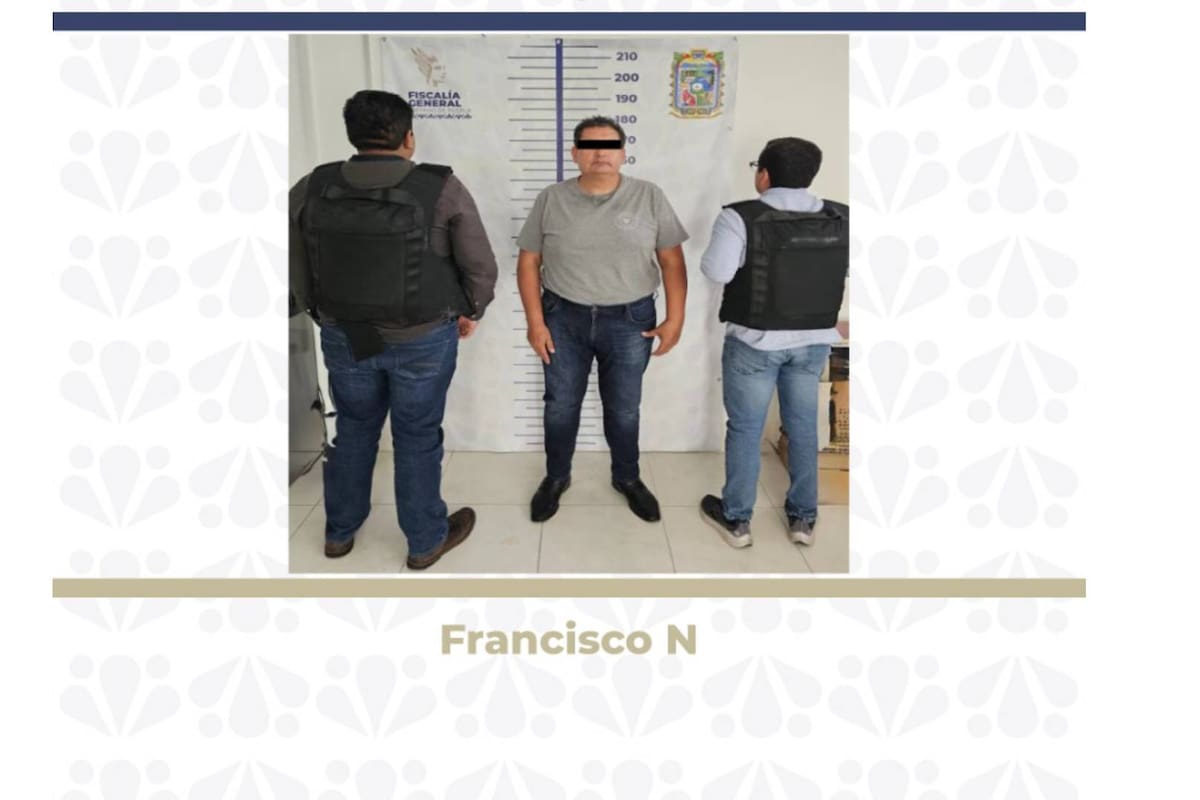 20 mil pesos pidió agente del Ministerio Público en Puebla a familiares de una mujer que estaba desaparecida; fue detenido por autoridades