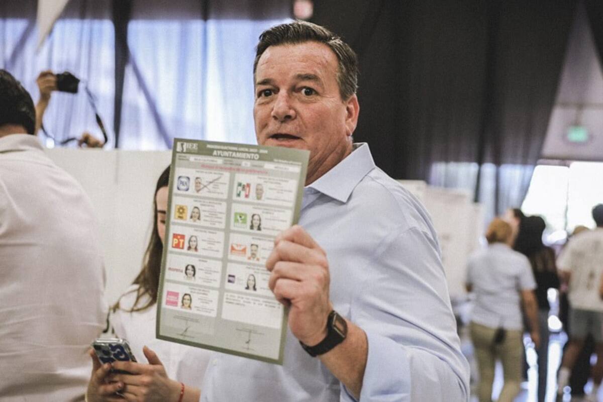 Vota el candidato Francisco Fiorentini