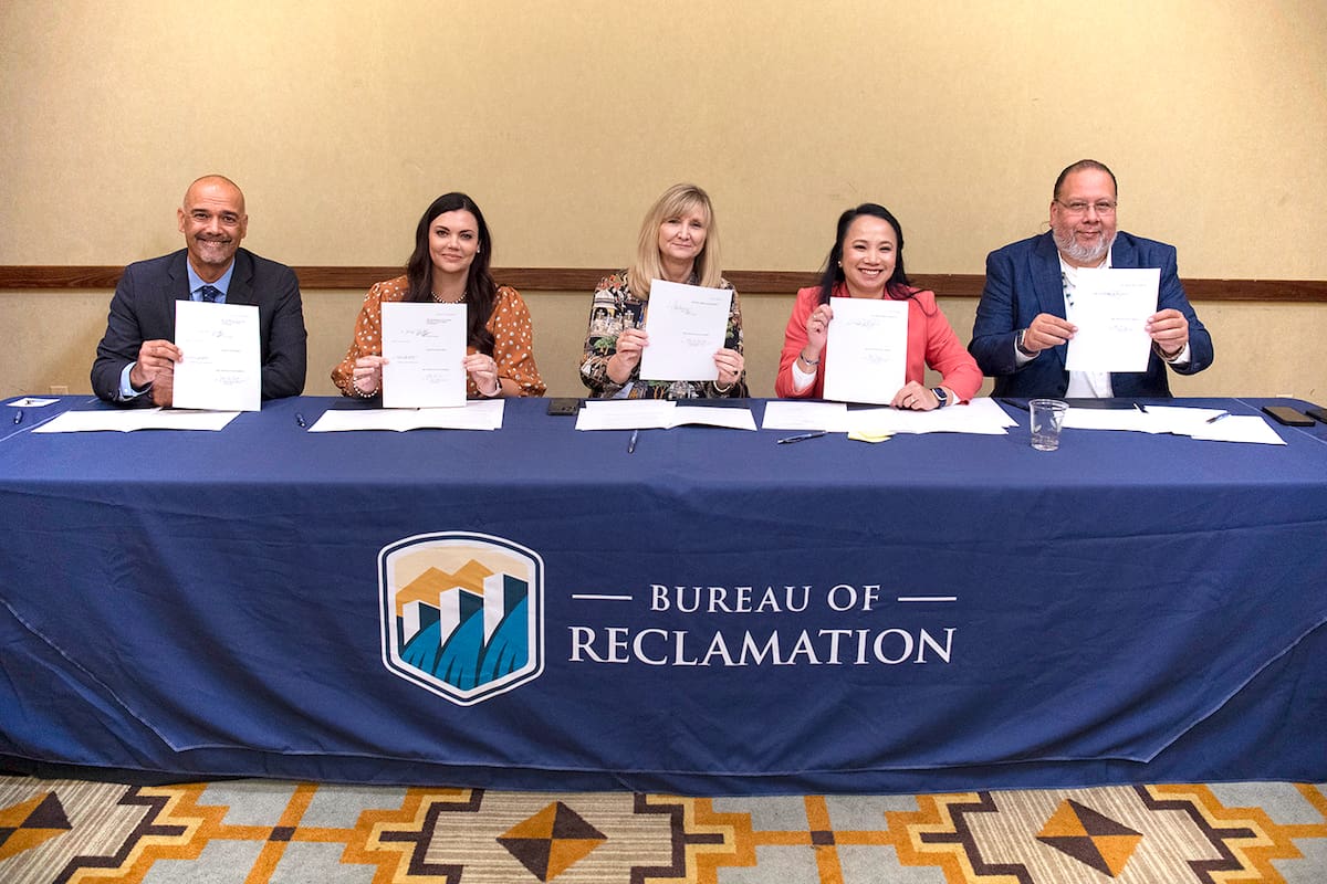 Firma Imperial acuerdo para conservar más agua del río Colorado