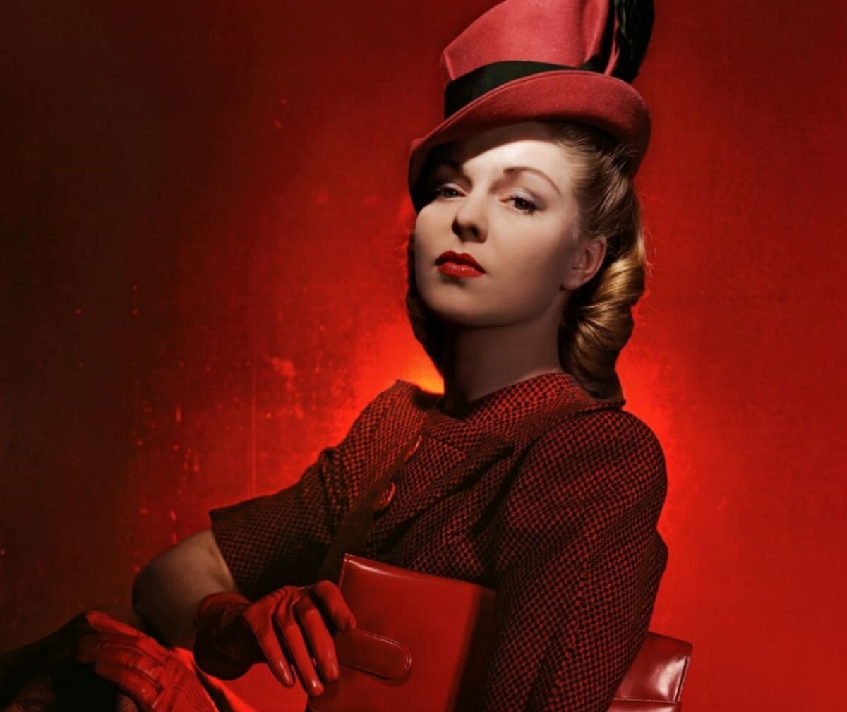 La exposición “Fashionable World” reúne retratos y fotografías de moda del célebre artista británico y estará disponible hasta enero de 2027 en el Museo de Artes Fotográficas de Balboa Park. Foto: Cortesía