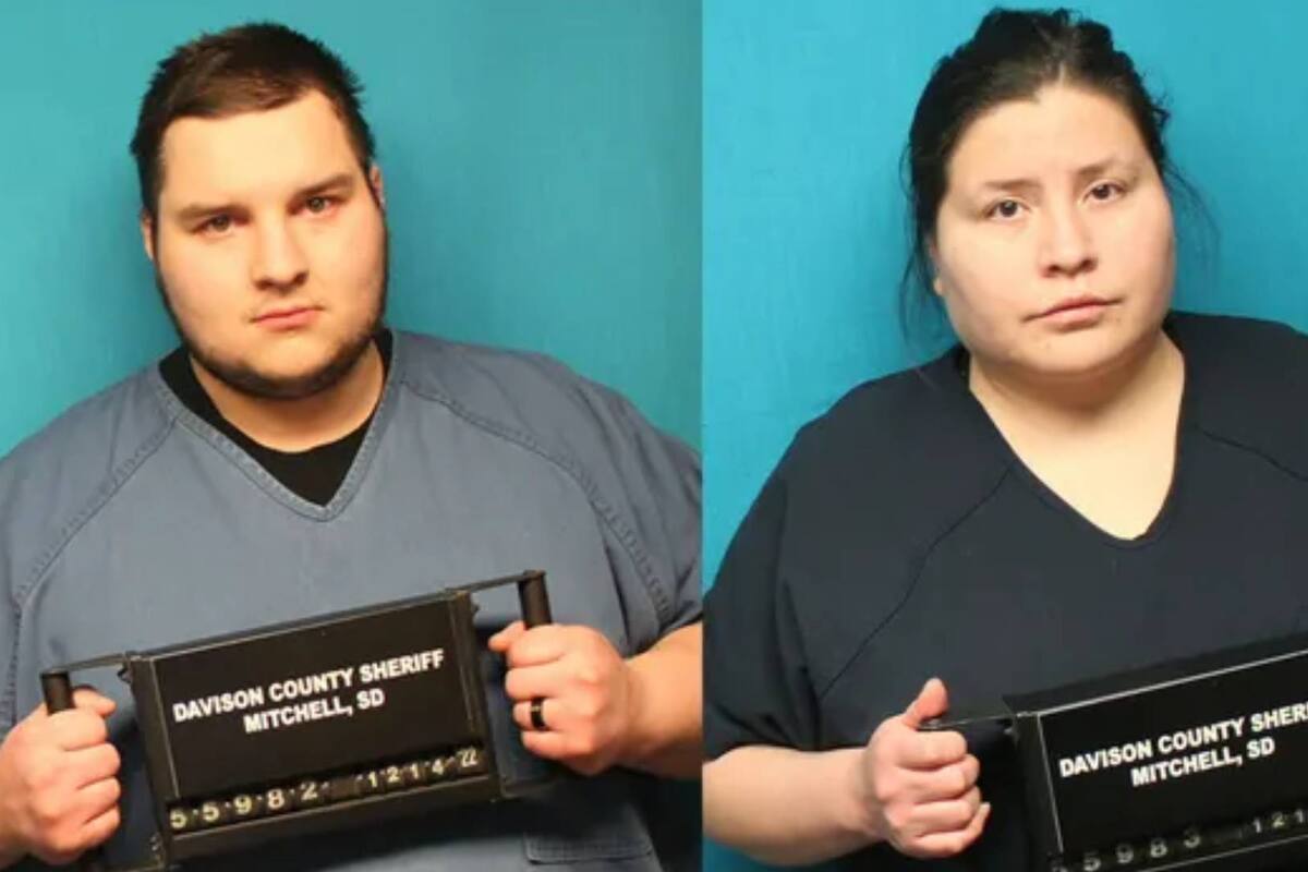 Investigan a pareja de Washington que viajaba con el cadáver de una niña en la parte trasera de su vehículo