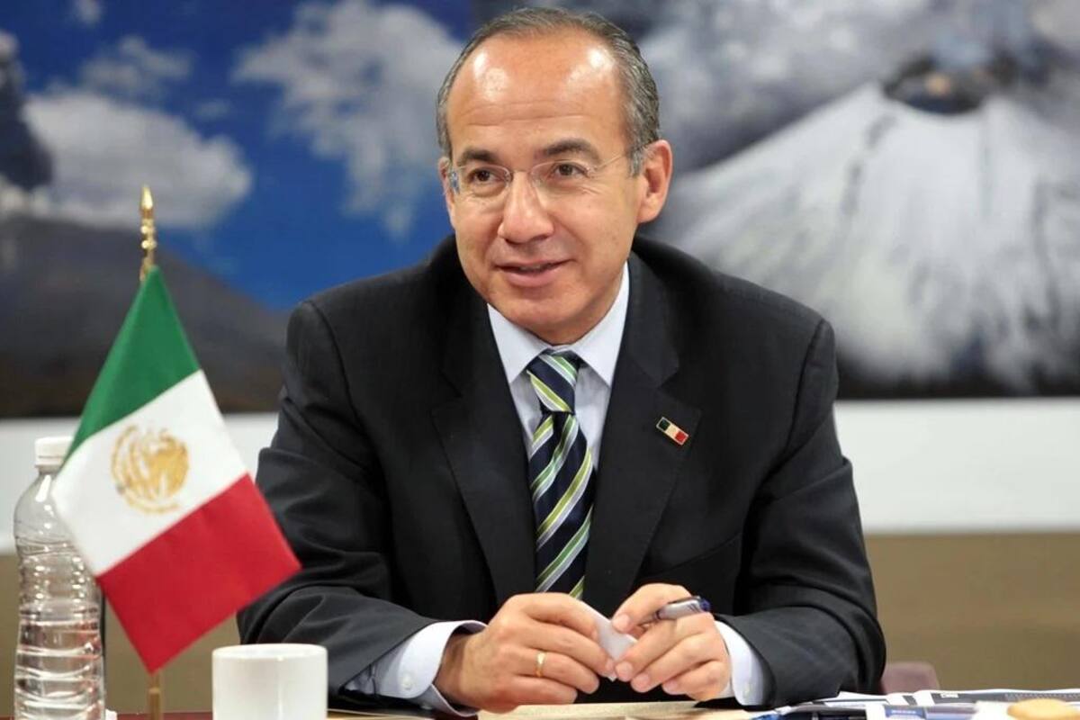 Felipe Calderón recibe presidencia en Federación Internacional del Automovilismo