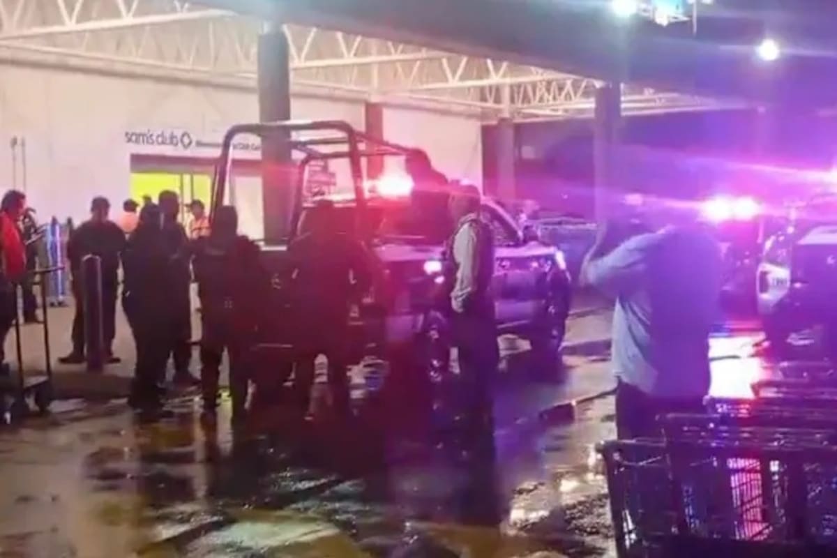 Hombre amenaza con prenderse fuego en Sam’s Club de Cuernavaca tras pelea con su novia