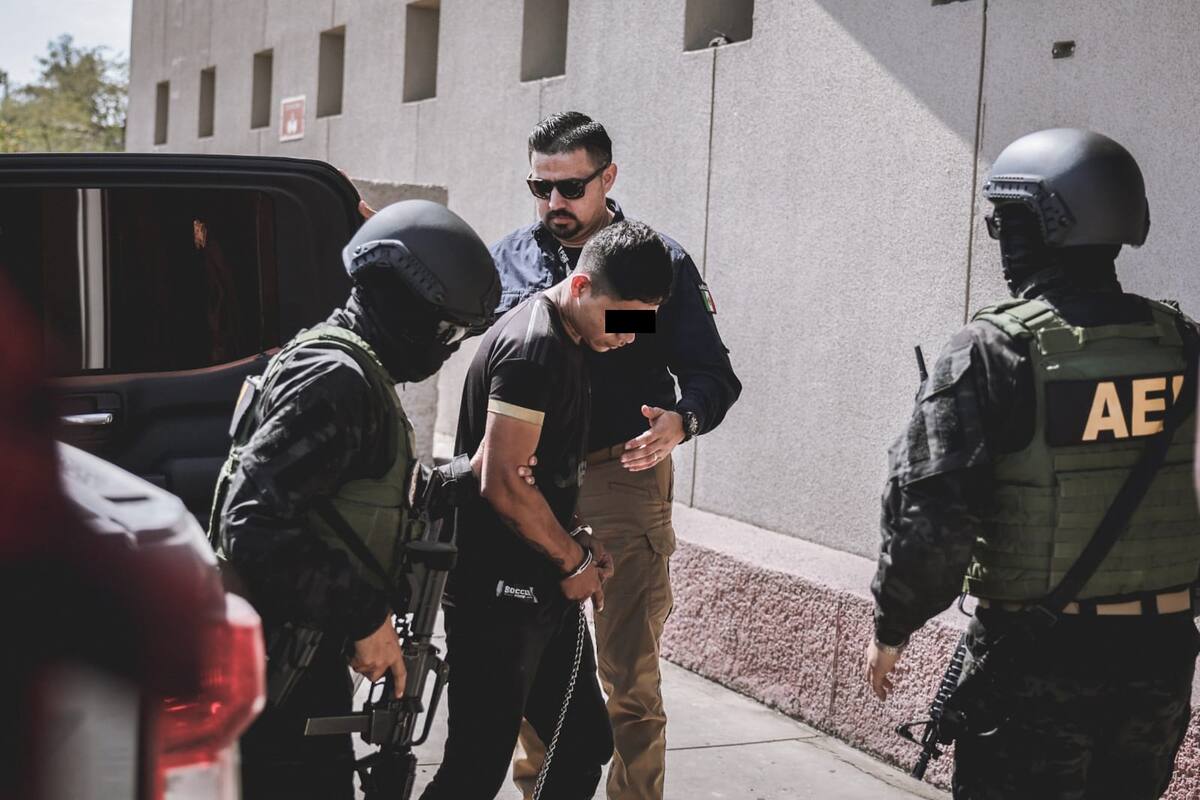 Chofer DiDi es entregado por la FGJES a las autoridades de BC