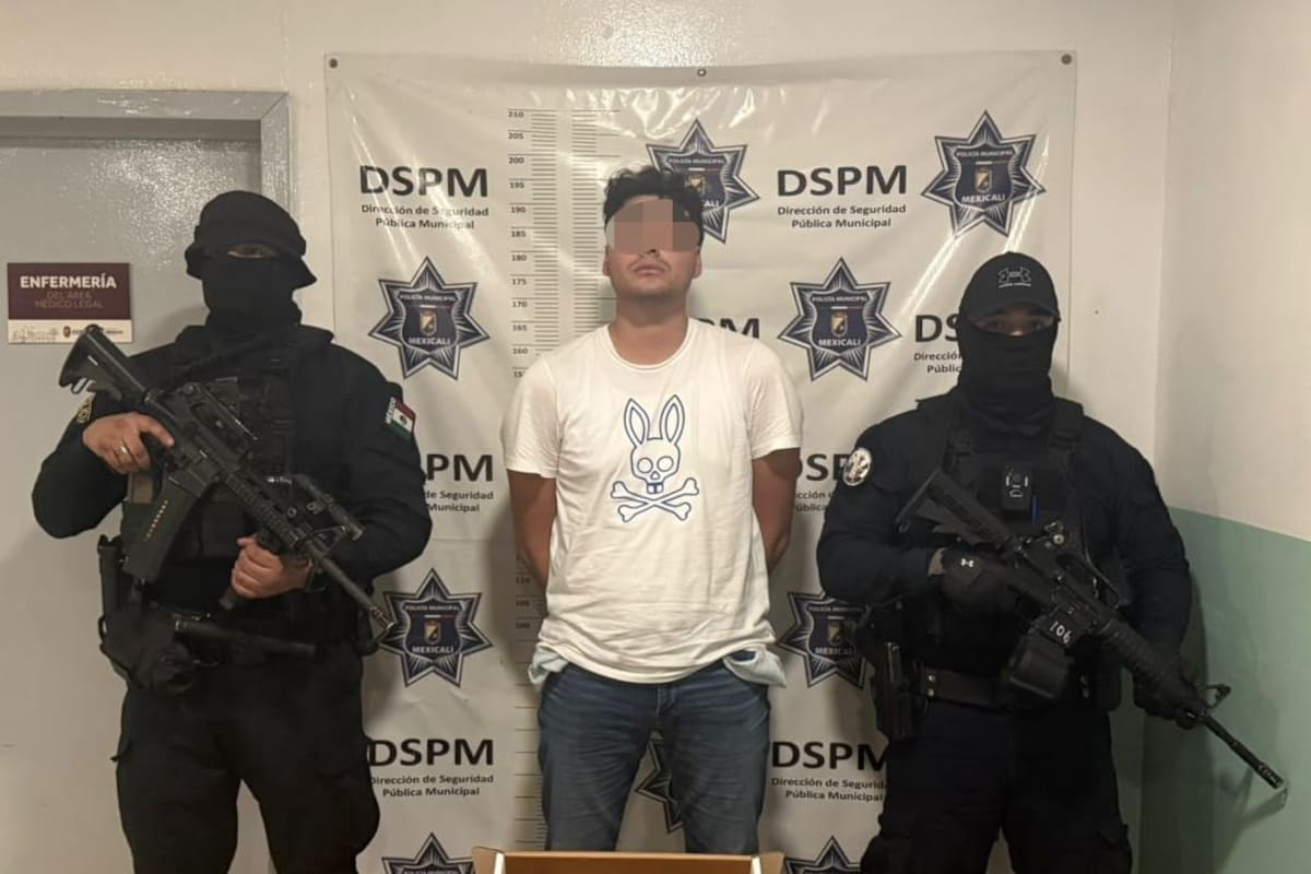 Joven arrestado con pistola calibre .40 en la González Ortega