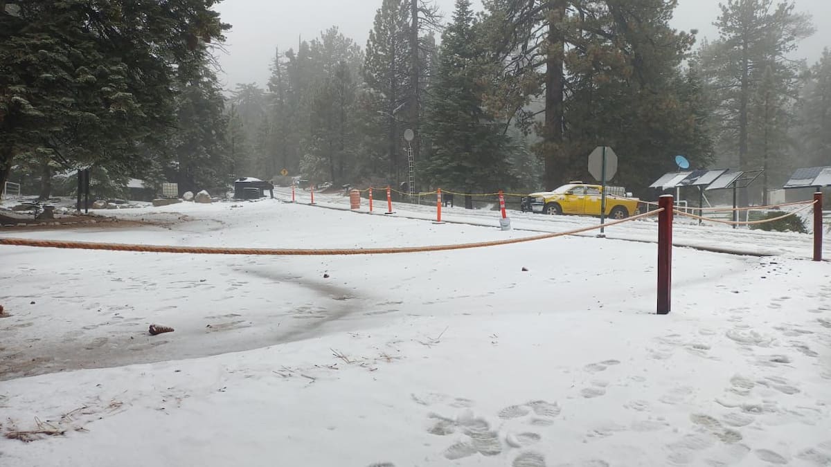 En las sierras se reportaron las primeras nevadas de la temporada. Foto: Cortesía