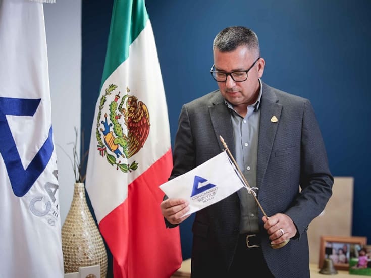 Renuncia presidente de Canaco por desacuerdos con el concejo