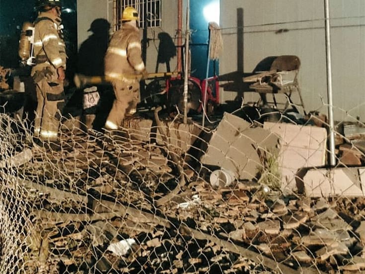 Incendio consume vivienda en Maneadero