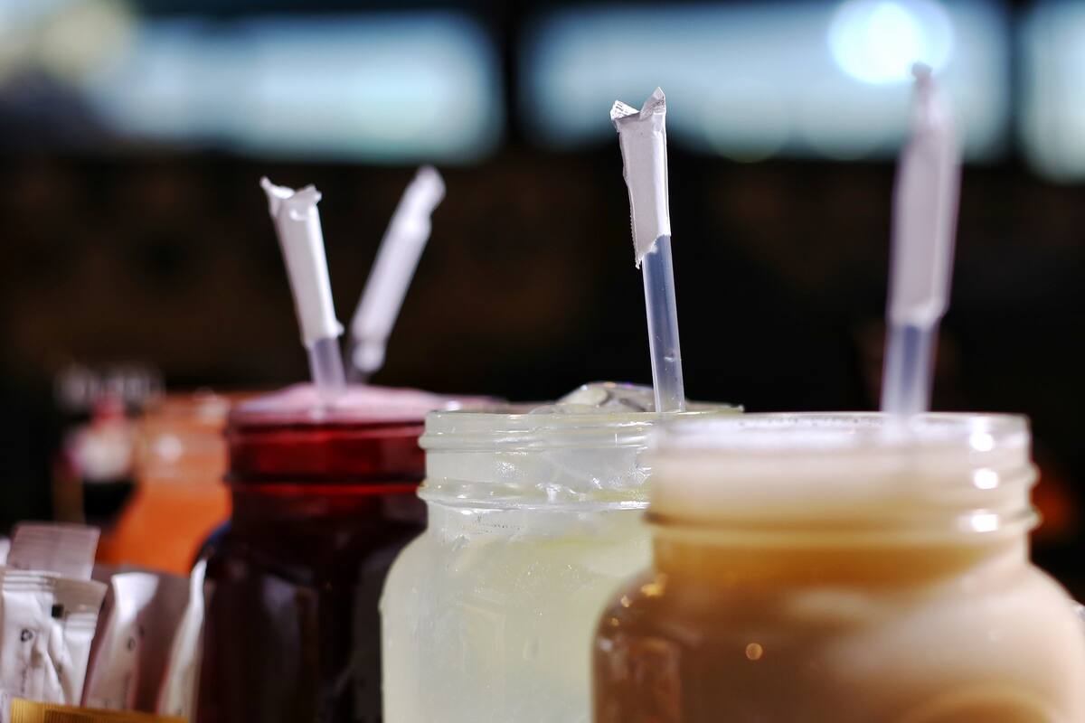 Labora la mitad de asociados de Canirac