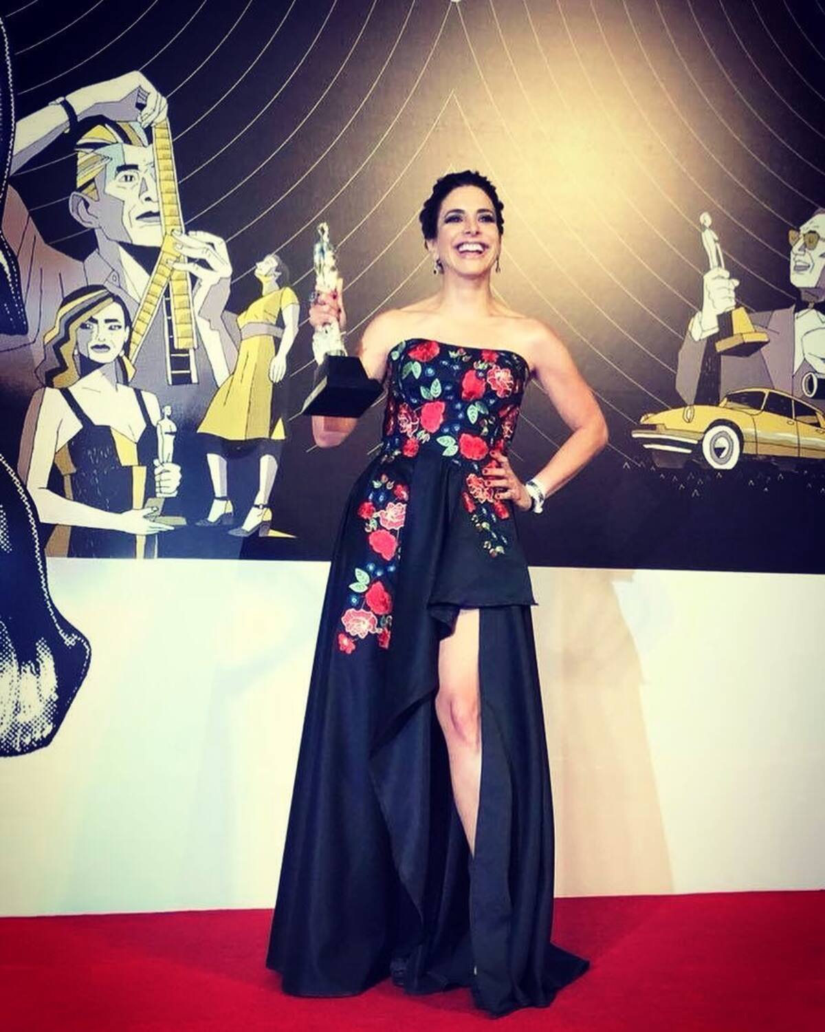 Veronica Toussaint ganó el premio Ariel a mejor co actuación femenina en 2018