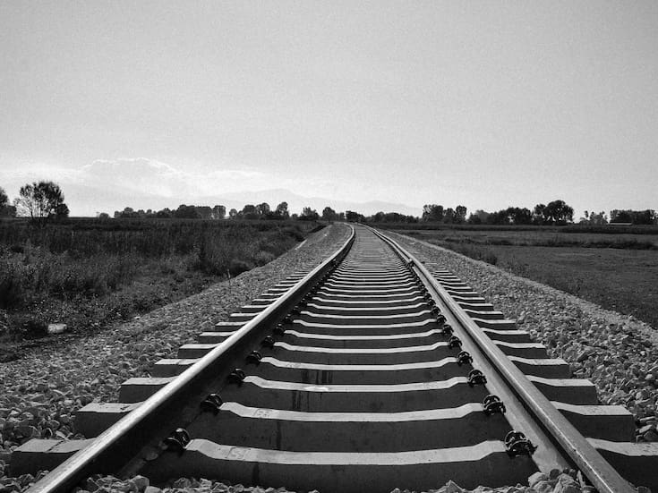 Tras lo ocurrido en Tehuantepec, reportan intento de descarrilar tren de carga para presunto robo de mercancía, señalan a Cártel de Santa Rosa de Lima
