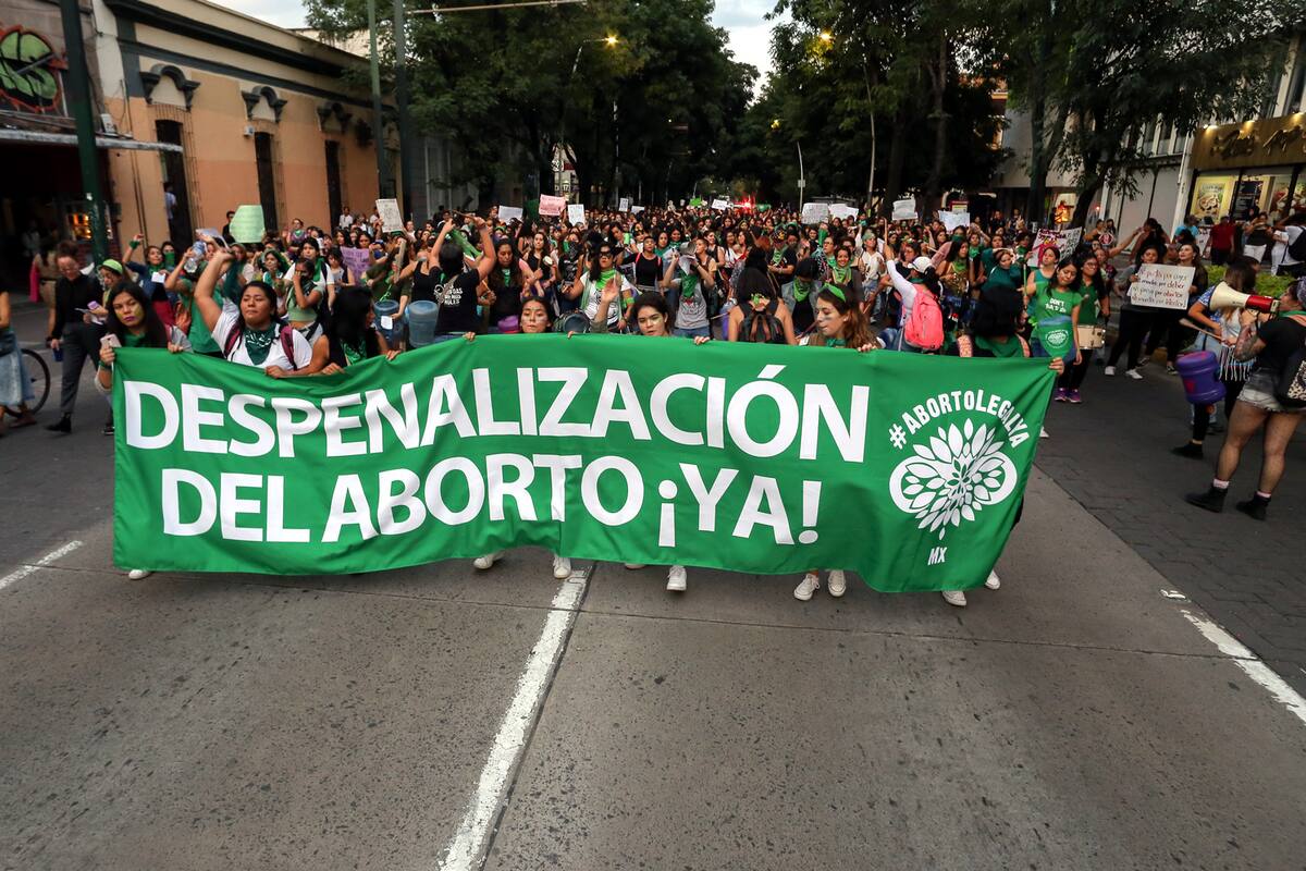 Negativa de SCJN sobre despenalización del aborto deja indefensas a mujeres de Veracruz: ONG's