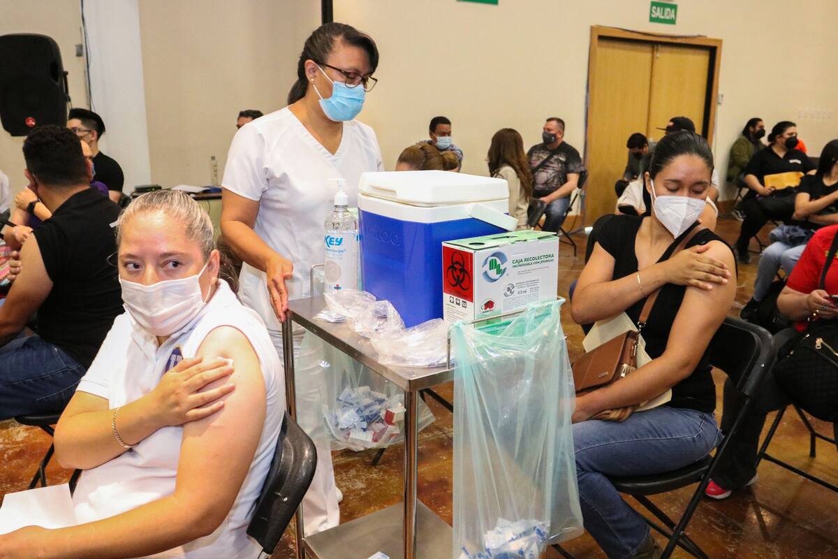 CanSino desmiente que vacuna pierda efectividad a los 6 meses