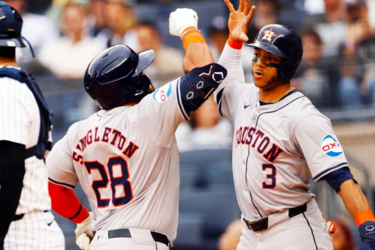 Astros evitan barrida frente a Yankees con cuadrangulares espectaculares