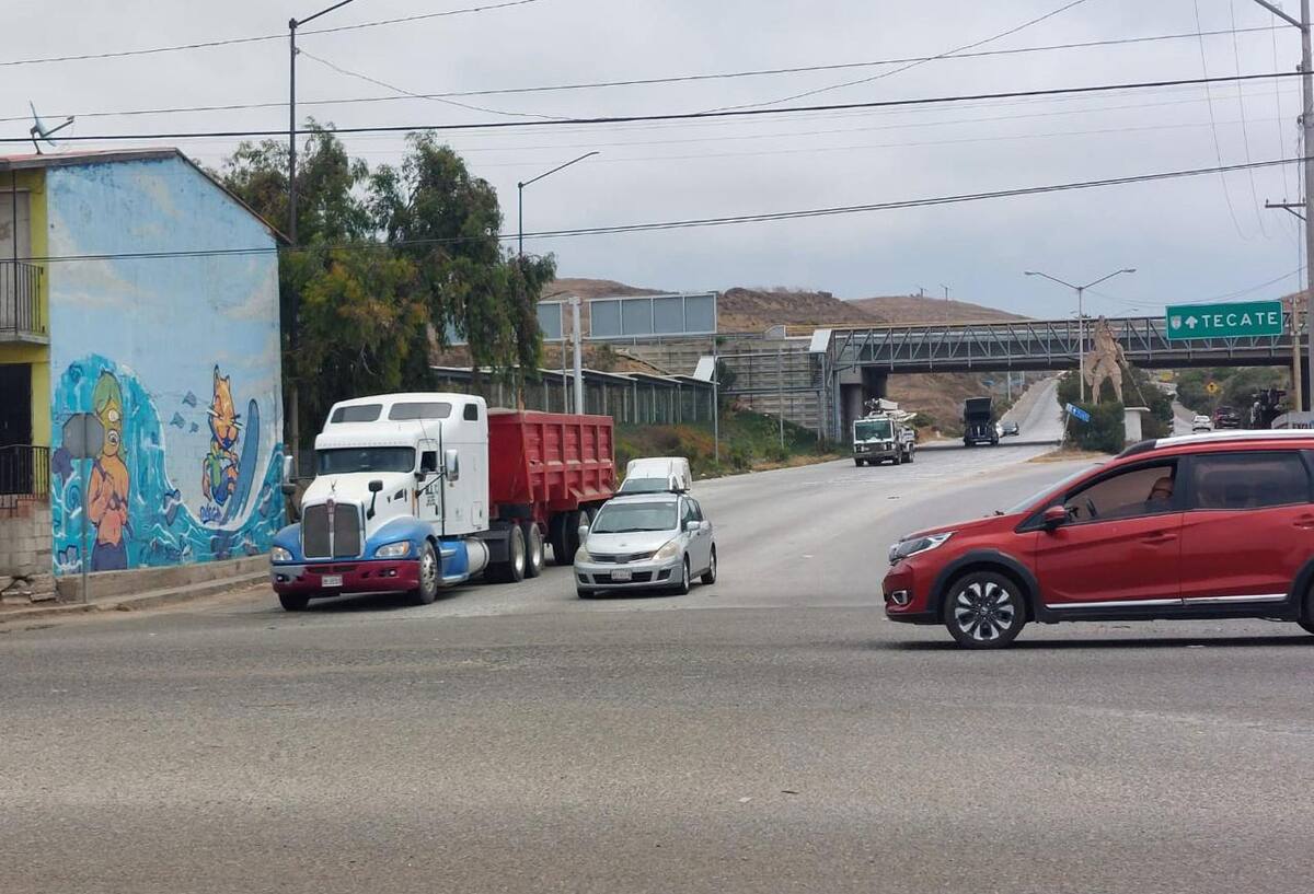 En el cruce del bulevar 2000 y bulevar Popotla han ocurrido varios accidentes.