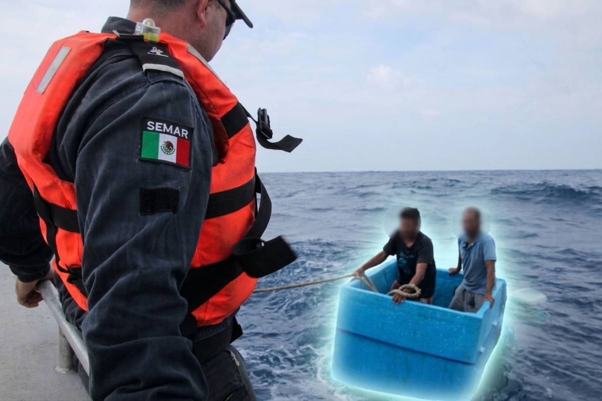 Pescadores sobreviven en una hielera en el Océano Pacífico tras naufragar 5 días los rescata la Armada Mexicana